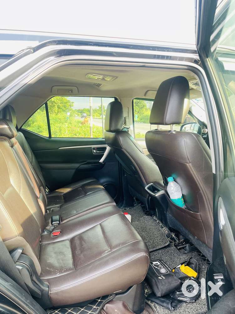 Toyota Fortuner [2021-ongoing] 2.8 2wd Diesel At, 2020, Diesel