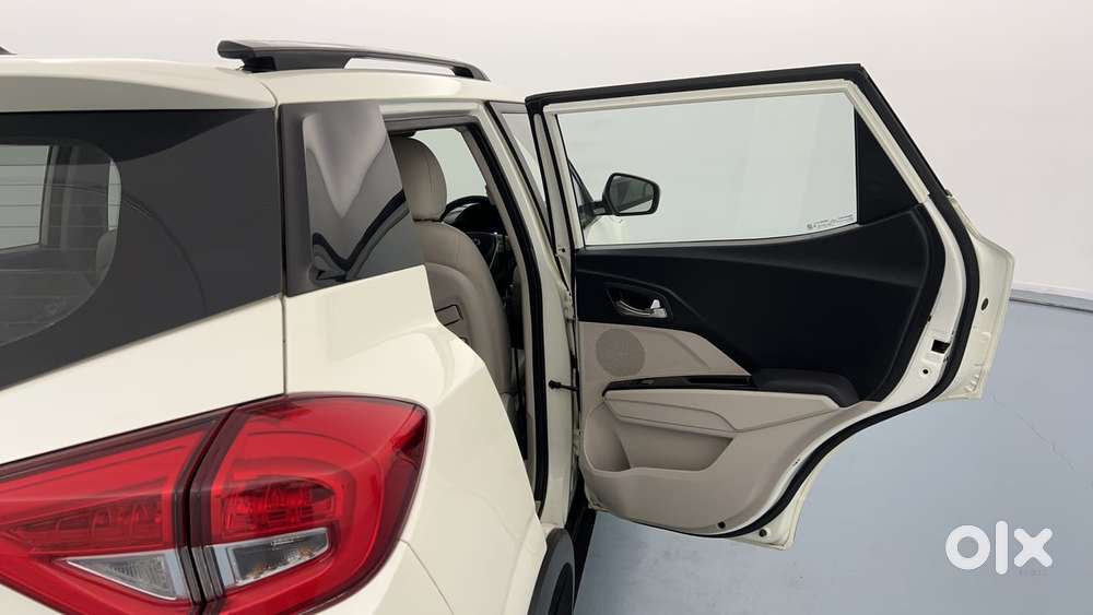 Mahindra Xuv300 W8 Option Diesel, 2021, Diesel