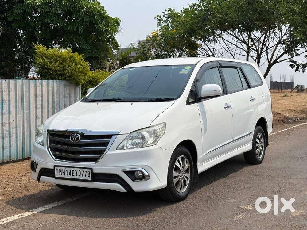Toyota Innova 2.5 V 8 Str, 2015, Diesel
