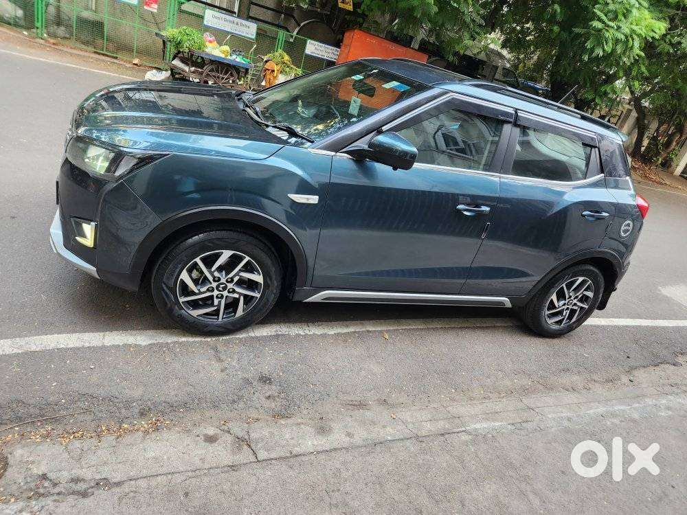 Mahindra Xuv300 1.2 W6 Amt Petrol, 2023, Petrol