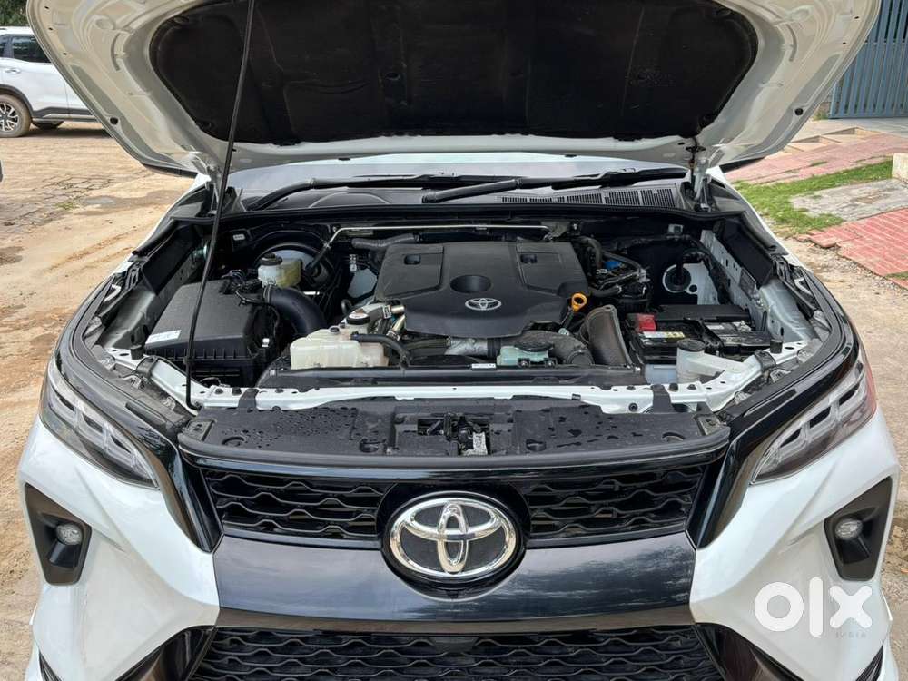 Toyota Fortuner Legender 4x2 At 2.8, 2025, Diesel