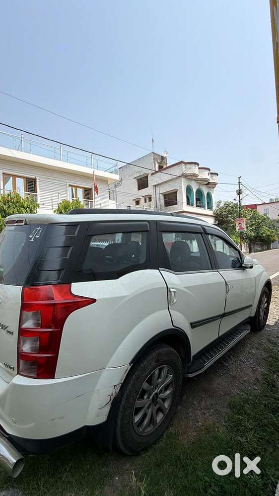 Mahindra Xuv W10 2015