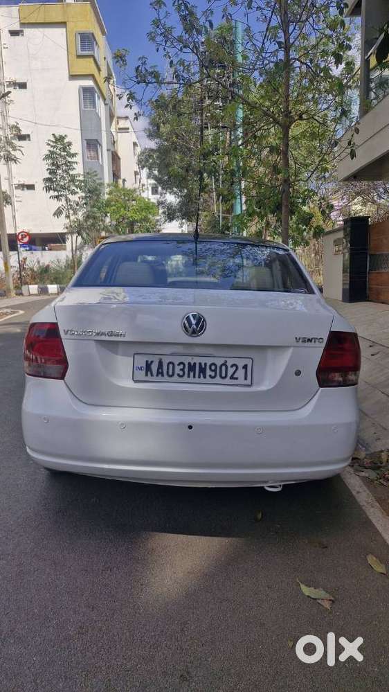 Volkswagen Vento 2010-2013 Petrol Trendline, 2011, Petrol