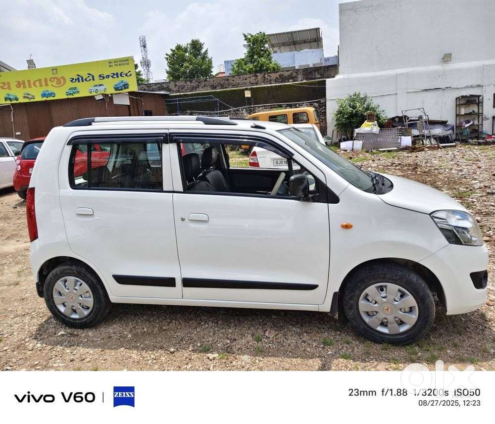 Maruti Suzuki Wagon R 1.0 Lxi Cng, 2015, Cng & Hybrids