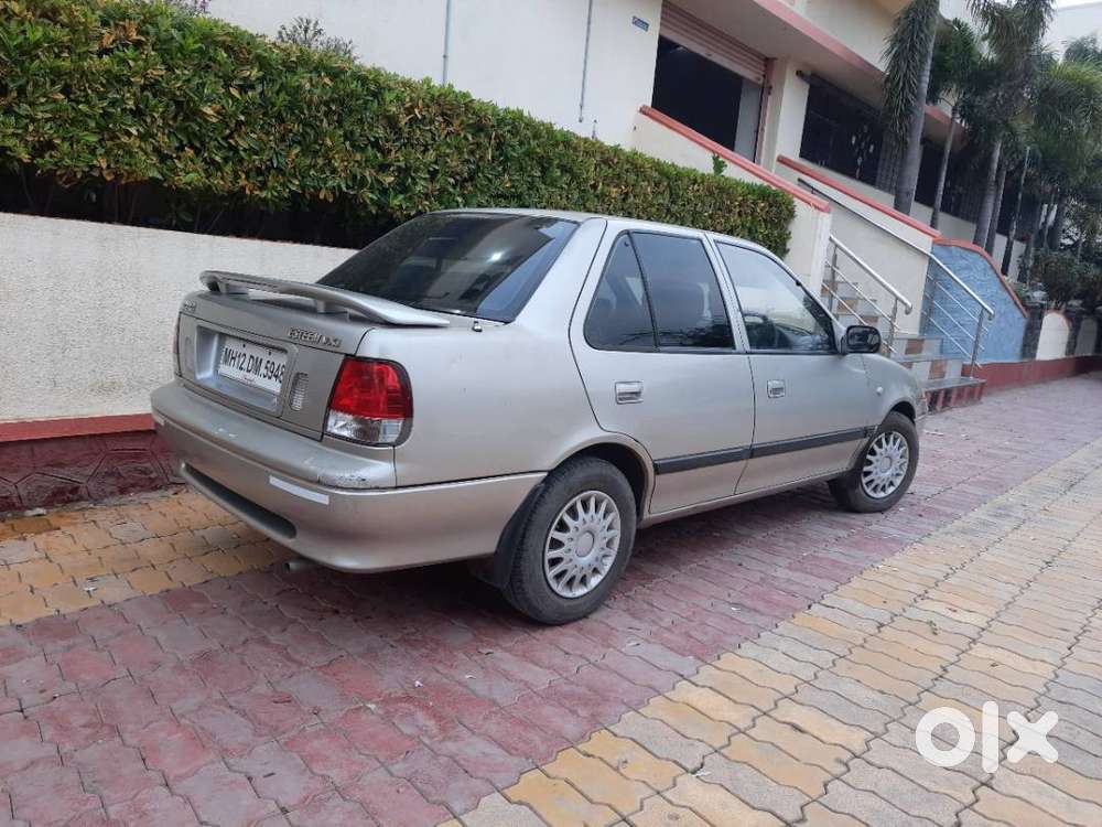 Maruti-suzuki Esteem 2006 Car