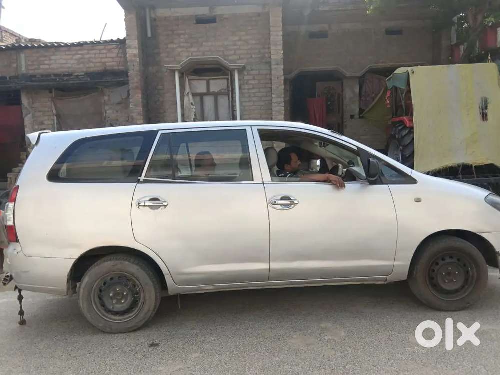 Toyota Innova Hycross Hybrid 2007
