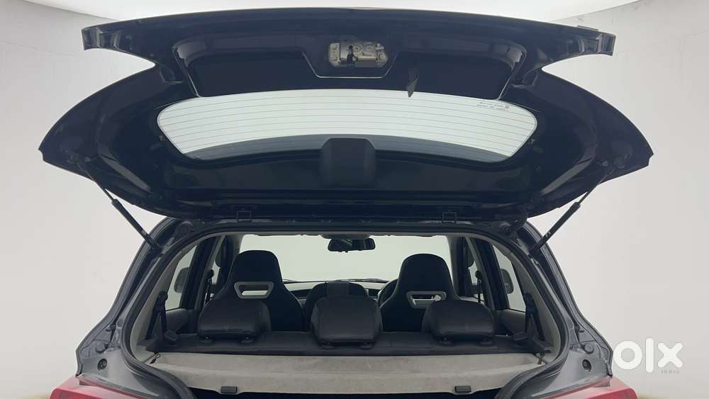 Mahindra Kuv 100 2016-2017 Mfalcon G80 K8, 2016, Petrol