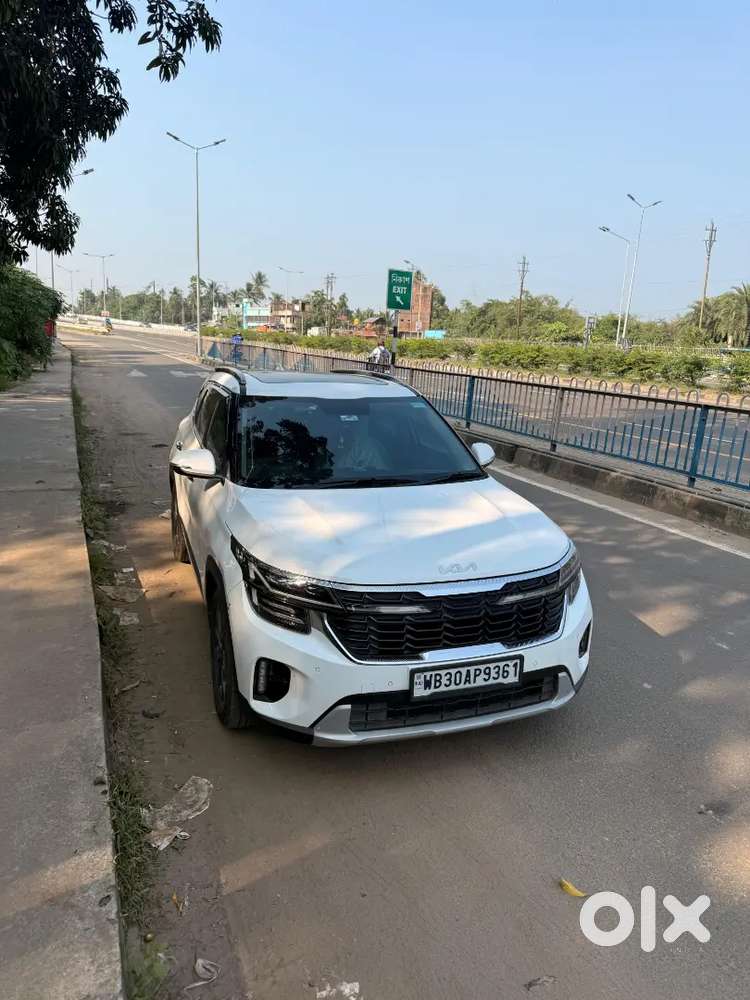 Kia Seltos Petrol Manual 2024 Year , Panaramic Sunroof