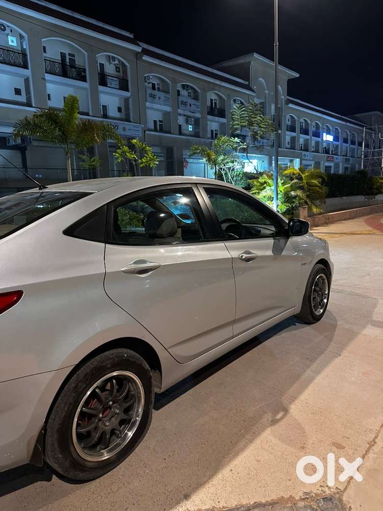 Hyundai Fluidic Verna 2014 Petrol Well Maintained