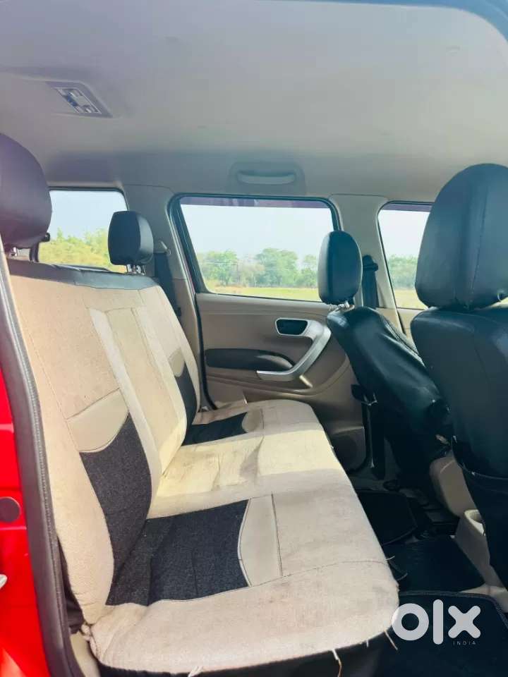 Mahindra Tuv 300 Mhawk100 T8, 2016, Diesel
