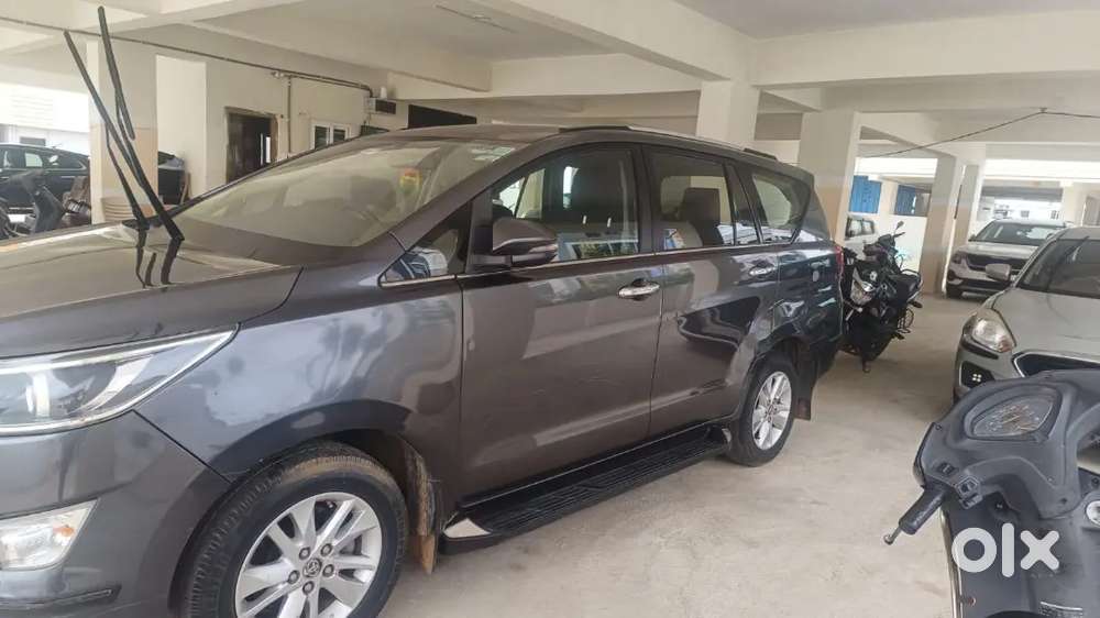 Toyota Innova Crysta 2018 Diesel Manual