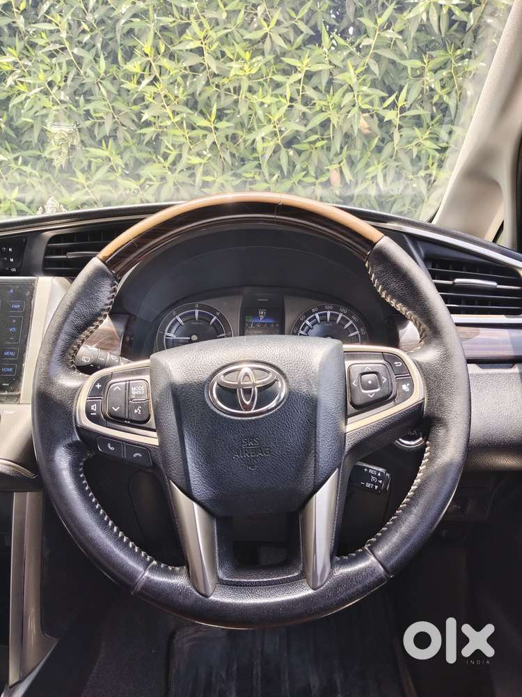Toyota Innova Crysta 2.8z Automatic, 2019, Diesel