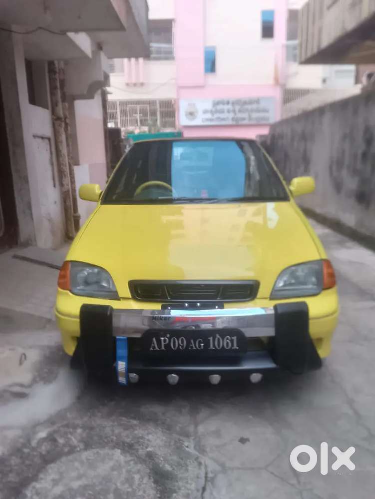 Maruti Suzuki Esteem 2001