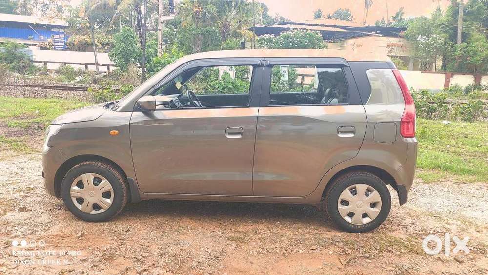 Maruti Suzuki Wagon R Vxi Amt1.2, 2021, Petrol