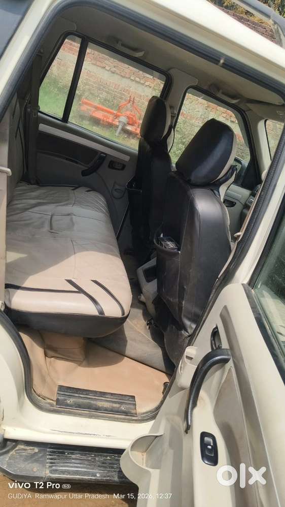 Mahindra Scorpio S10