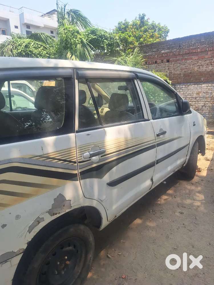 Toyota Innova 2009 Petrol