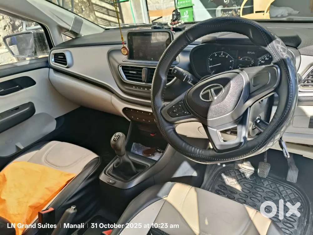 Tata Altroz Xm Plus 2023 Petrol