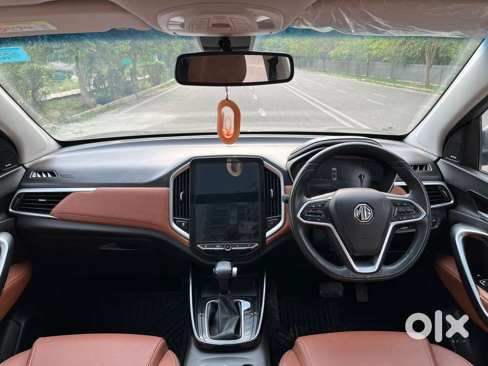 Mg Hector Plus 1.5 Sharp Turbo Cvt 6 Str, 2022, Petrol