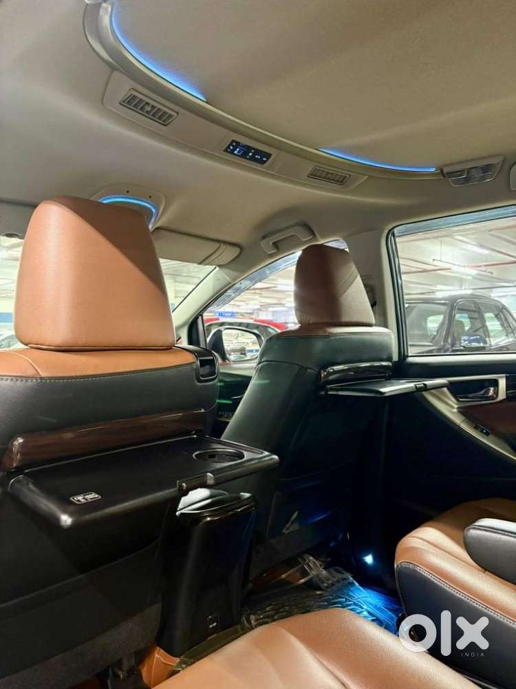 Toyota Innova Crysta