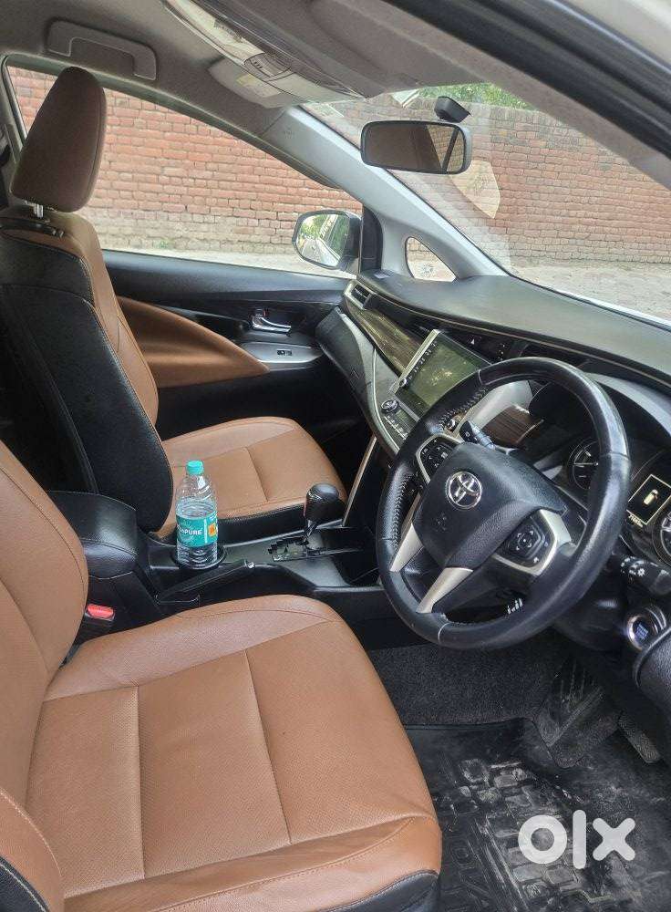 Toyota Innova Crysta Zx 2.4 Diesel 7 Seater, 2022, Diesel