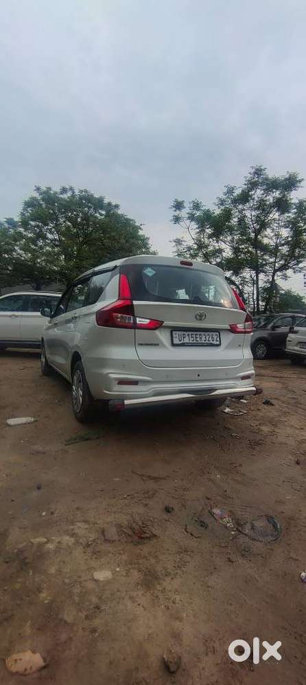 Toyota Rumion S Cng, 2024, Cng & Hybrids