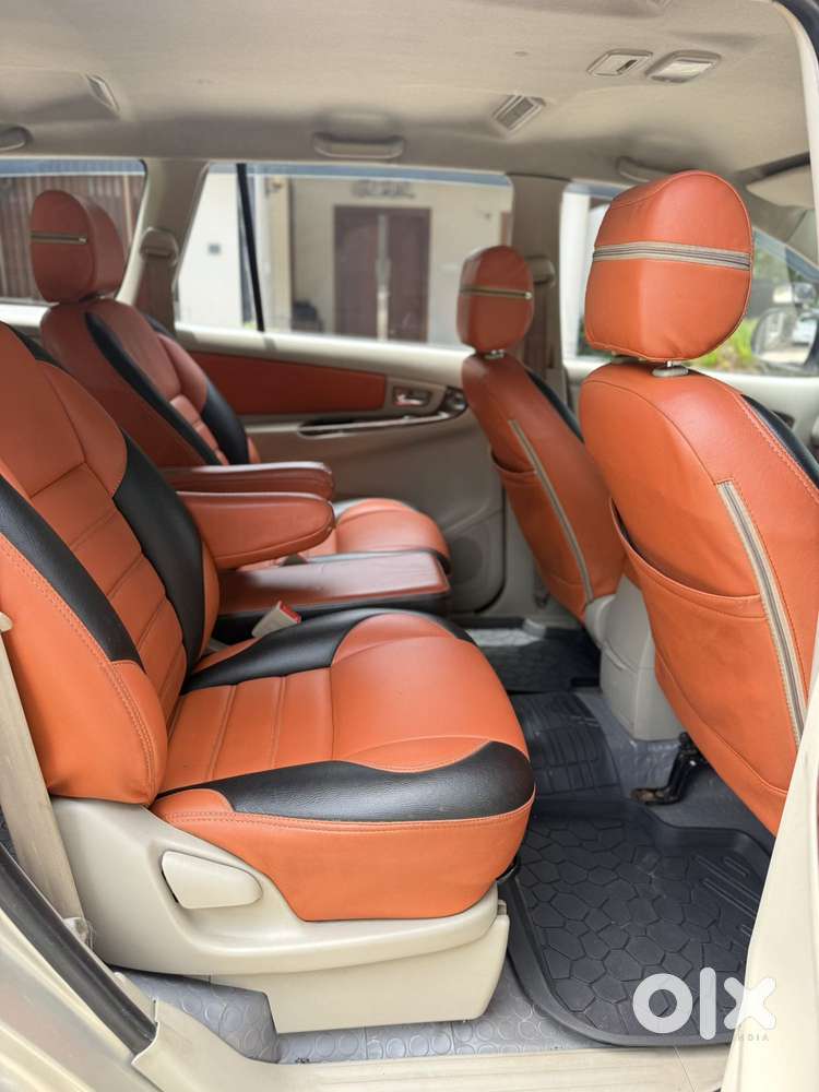 Toyota Innova 2.0 V, 2013, Diesel