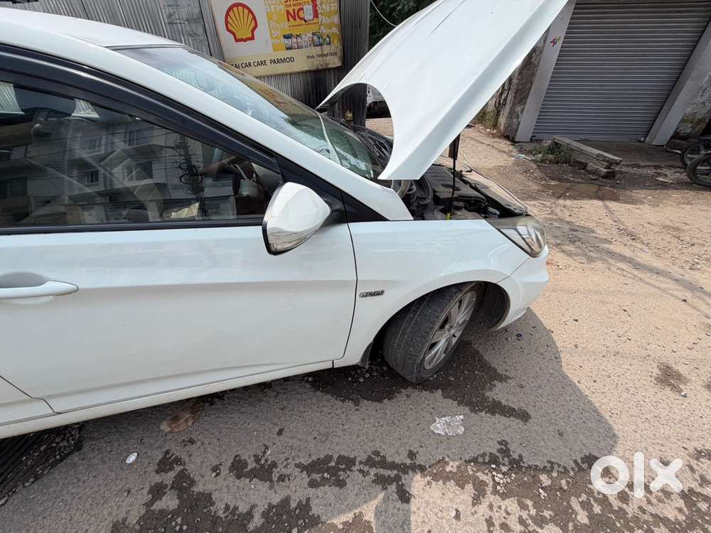 Hyundai Fluidic Verna 2013 Diesel Manual