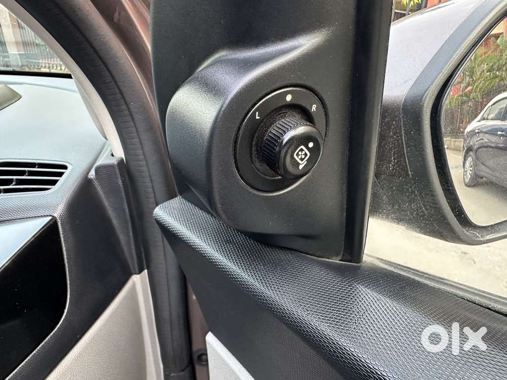 Tata Tiago Xz, 2019, Petrol