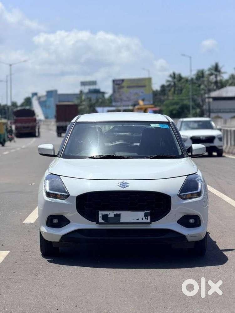 Maruti Suzuki Swift Vxi, 2025, Petrol