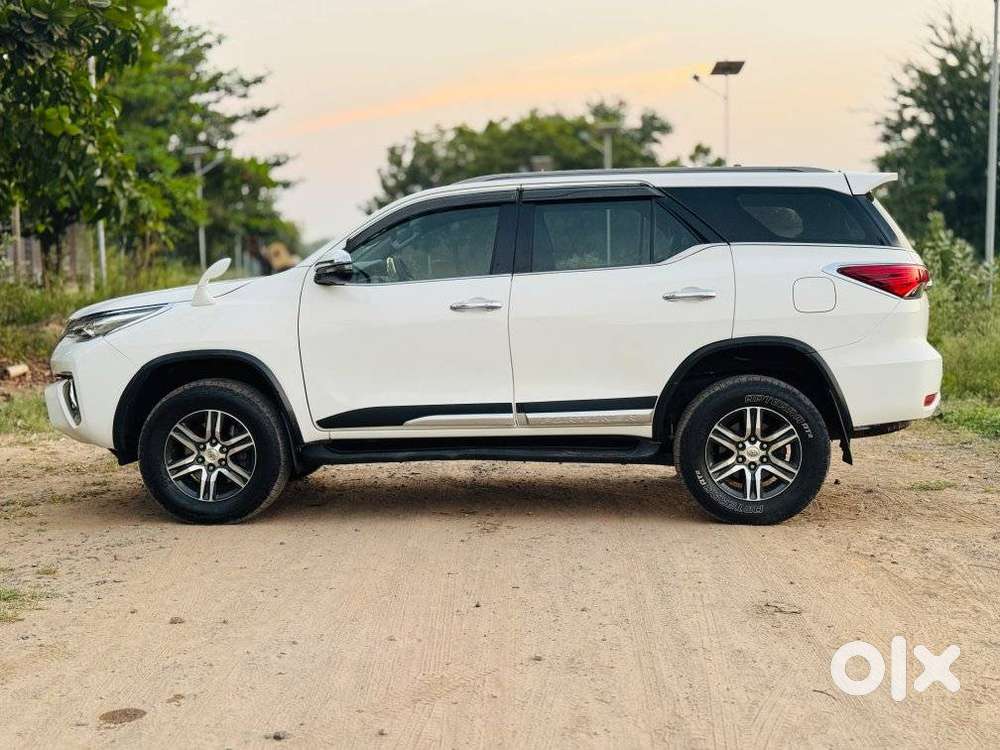 Toyota Fortuner 3.0 4x2 Automatic, 2018, Diesel
