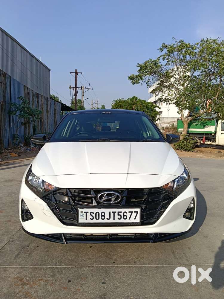 Hyundai I20 Sportz 1.2 Ivt, 2023, Petrol