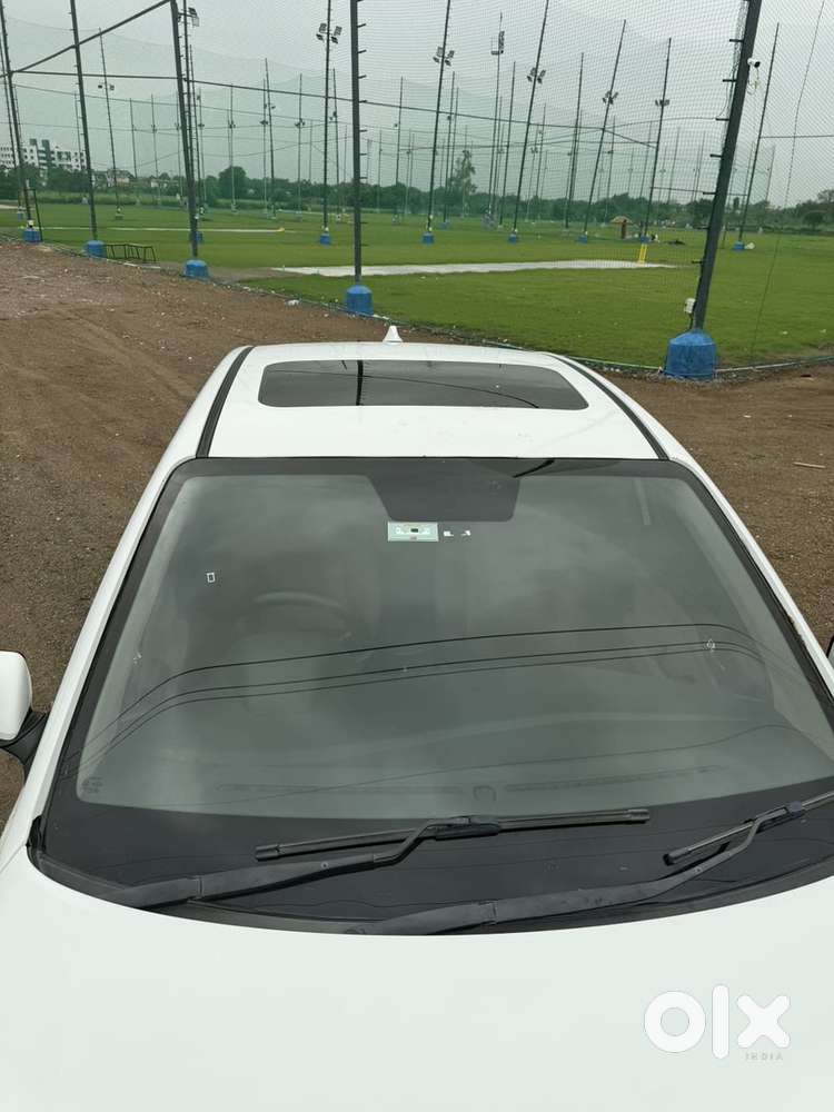Verna Autometic Desial Top