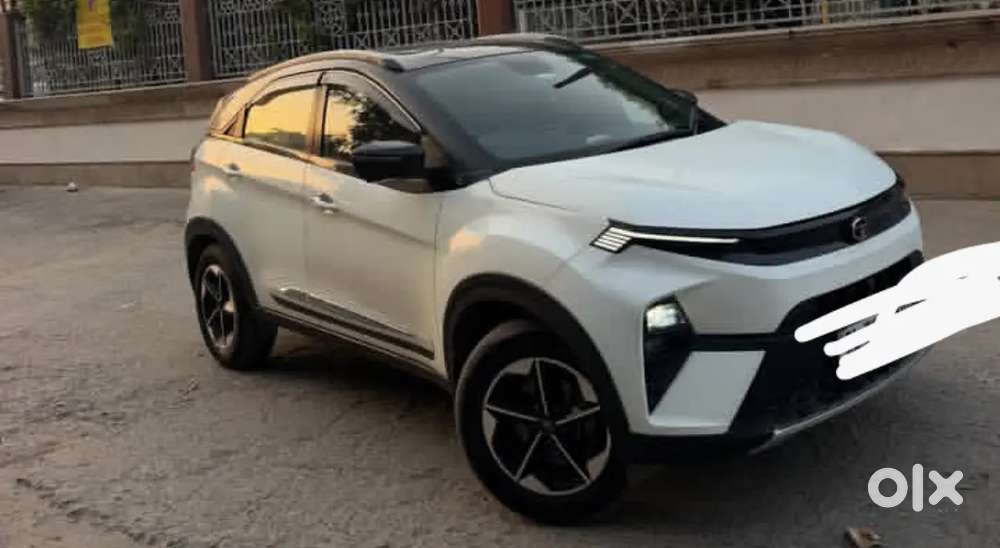 Tata Nexon Fearless Plus 2025 Petrol
