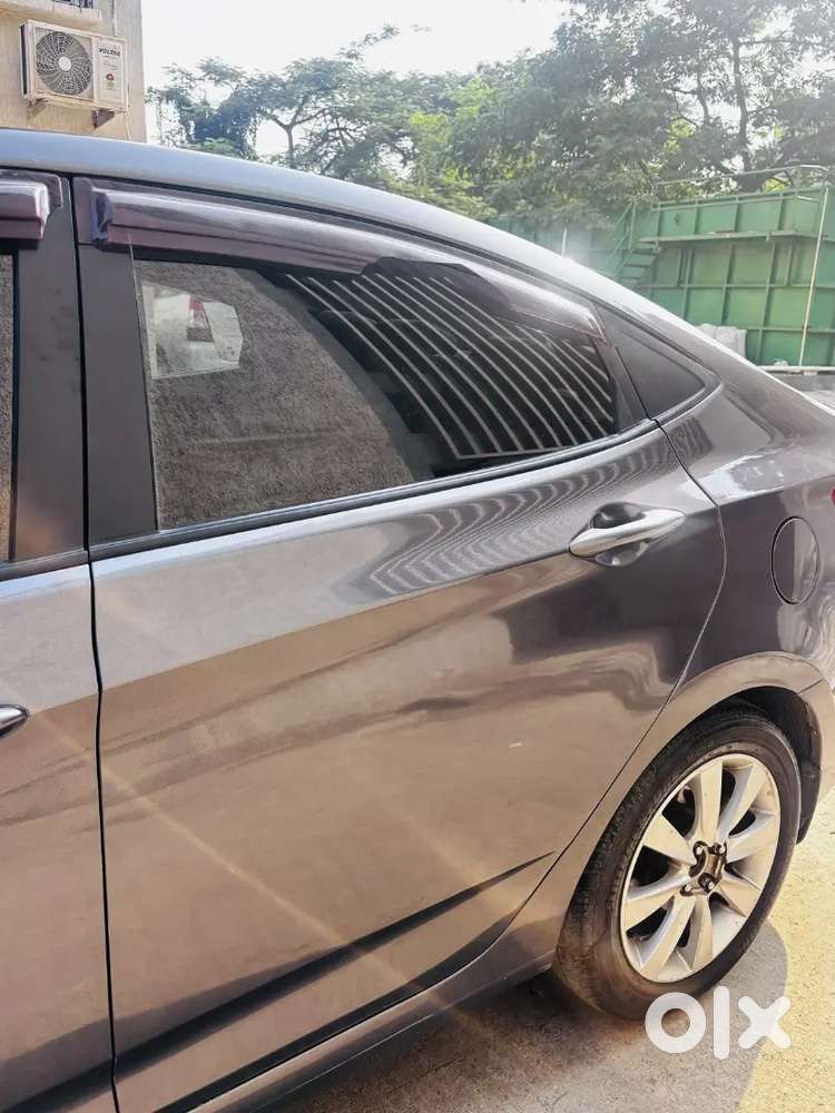Hyundai Verna Fluidic 2012