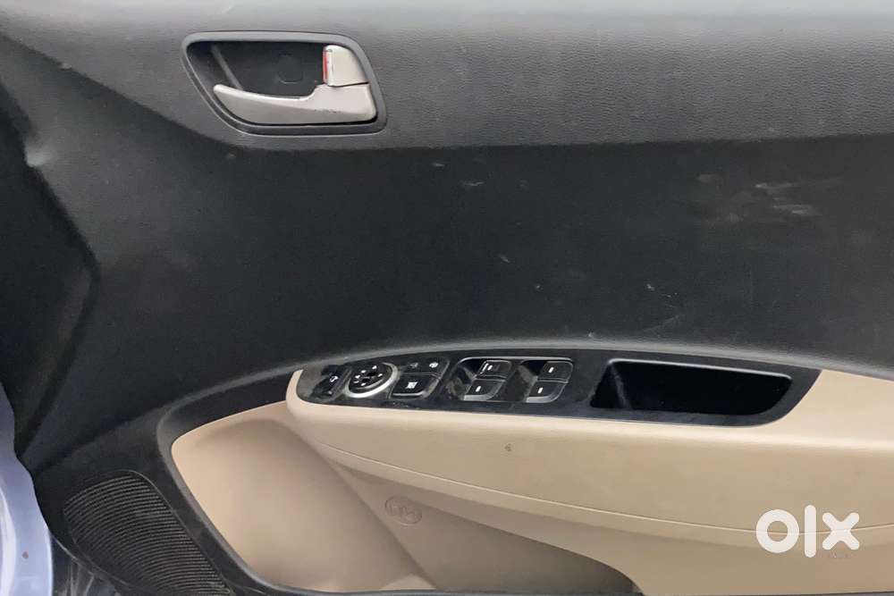 Hyundai Grand I10 2013-2016 At Sportz, 2014, Petrol