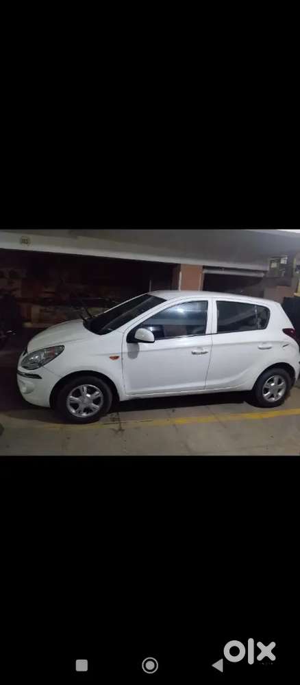 Hyundai I20 Asta Petrol 2009