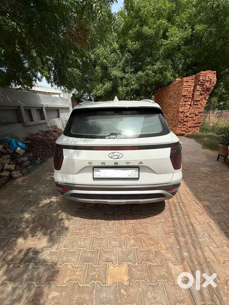 2022 Hyundai Creta Ex Petrol  White  All Original Paint