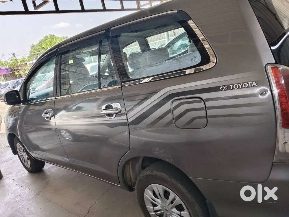Toyota Innova 2.5 G (diesel) 7 Seater, 2010, Diesel