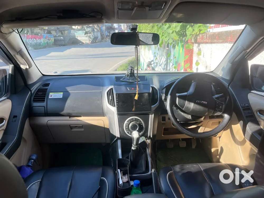 Isuzu V-cross 4x4 2016