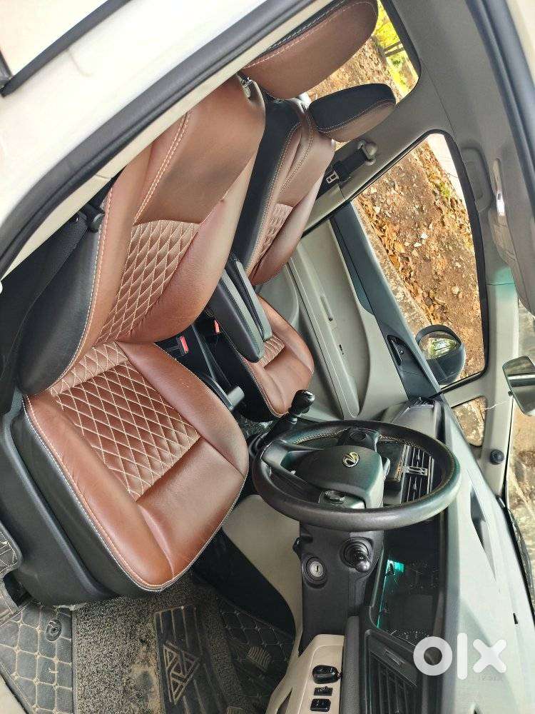 Mahindra Marazzo M2, 2023, Diesel