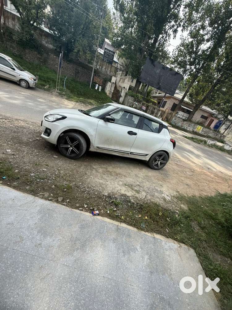 Maruti Suzuki Swift 2018 Petrol 97000 Km Driven