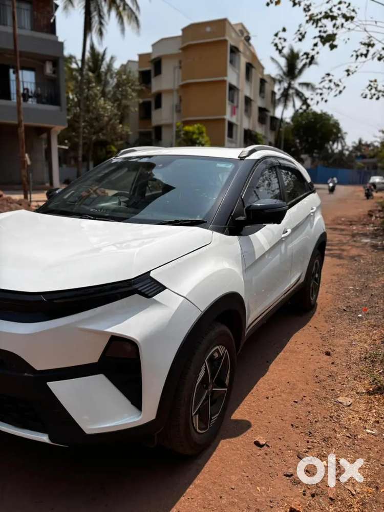 Tata Nexon 2023 Petrol 10000 Km Driven
