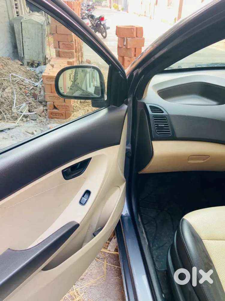 Hyundai Eon 2016 Cng & Hybrids 100000 Km Driven