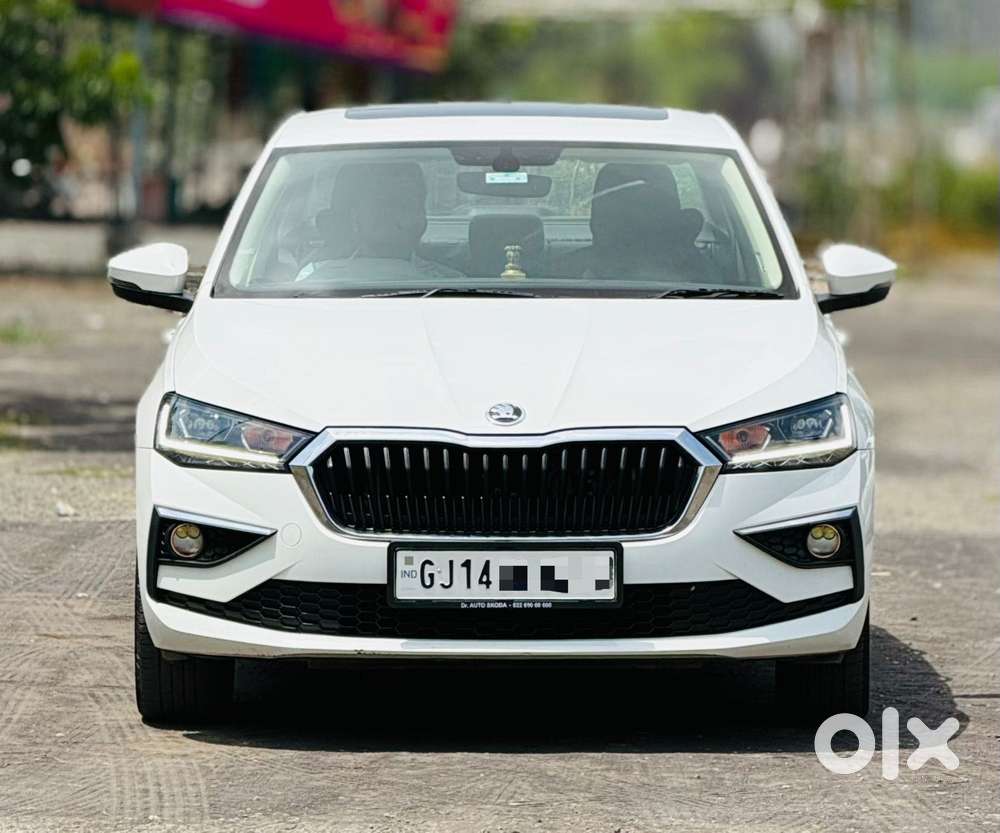 Skoda Slavia 1.5 Tsi Style At, 2025, Petrol