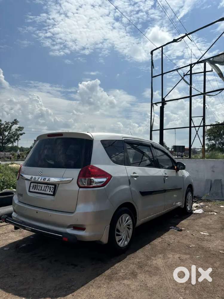 2nd Owner Maruti Suzuki Ertiga 2016 Cng