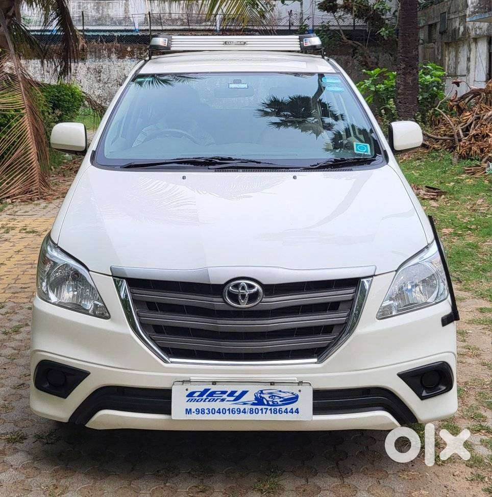 Toyota Innova 2.5 G (diesel) 8 Seater, 2013, Diesel