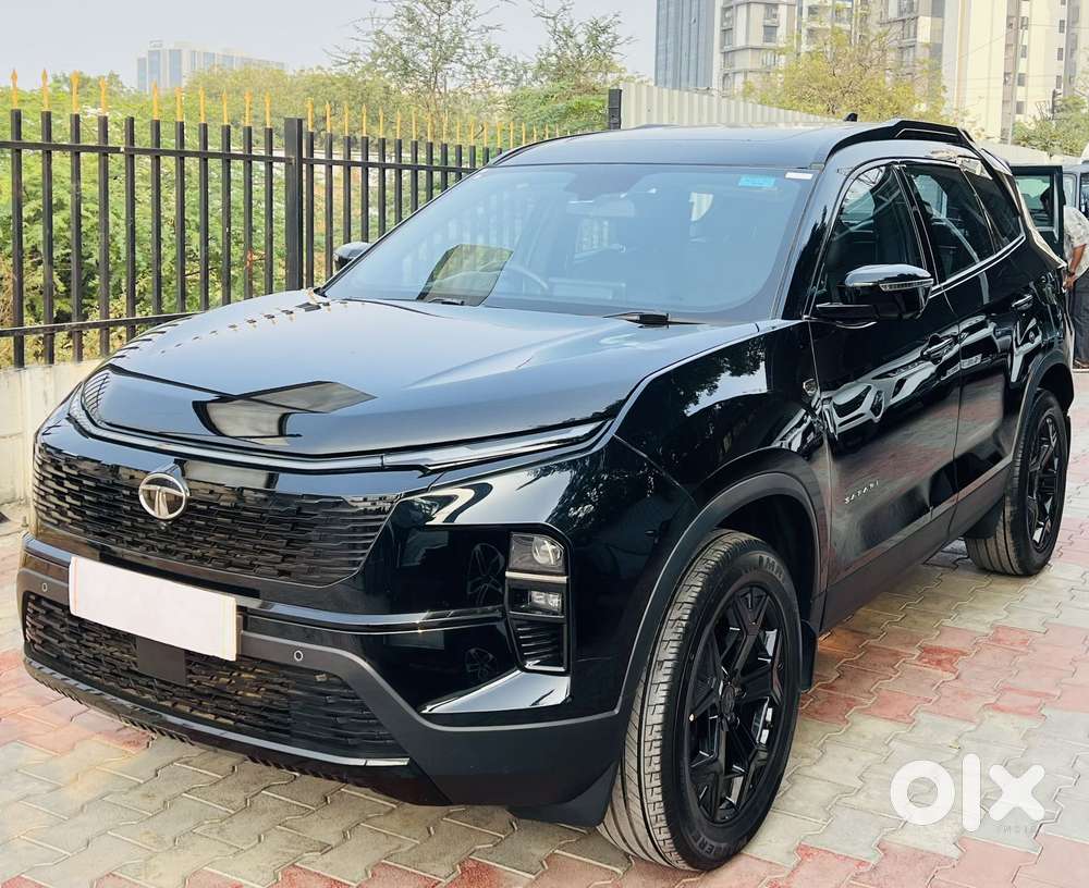 Tata Safari Pure Plus S Dark Edition, 2024, Diesel
