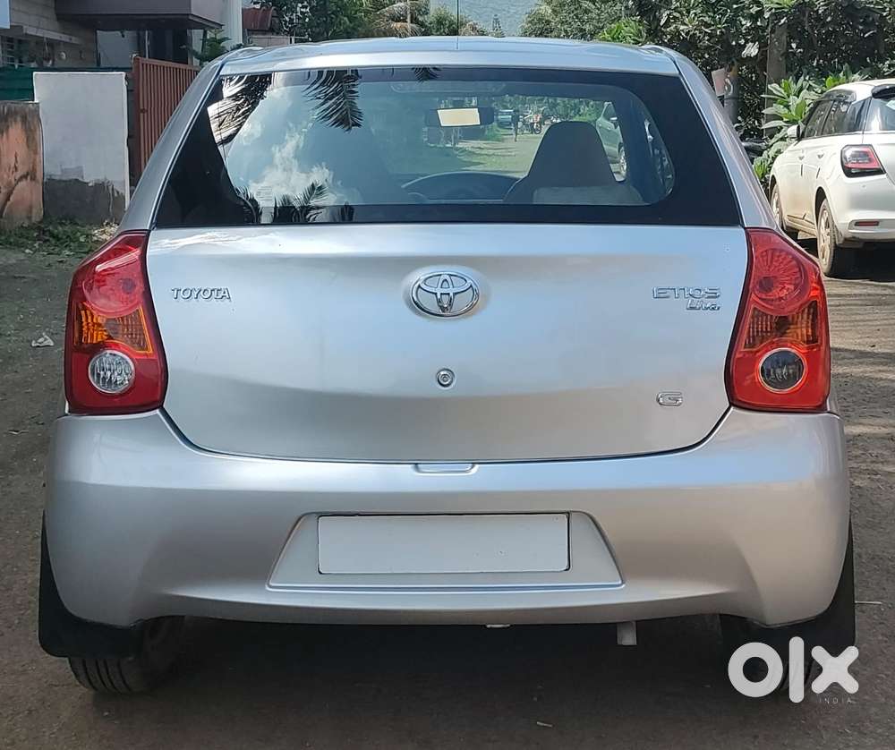 Toyota Etios Liva G, 2011, Petrol