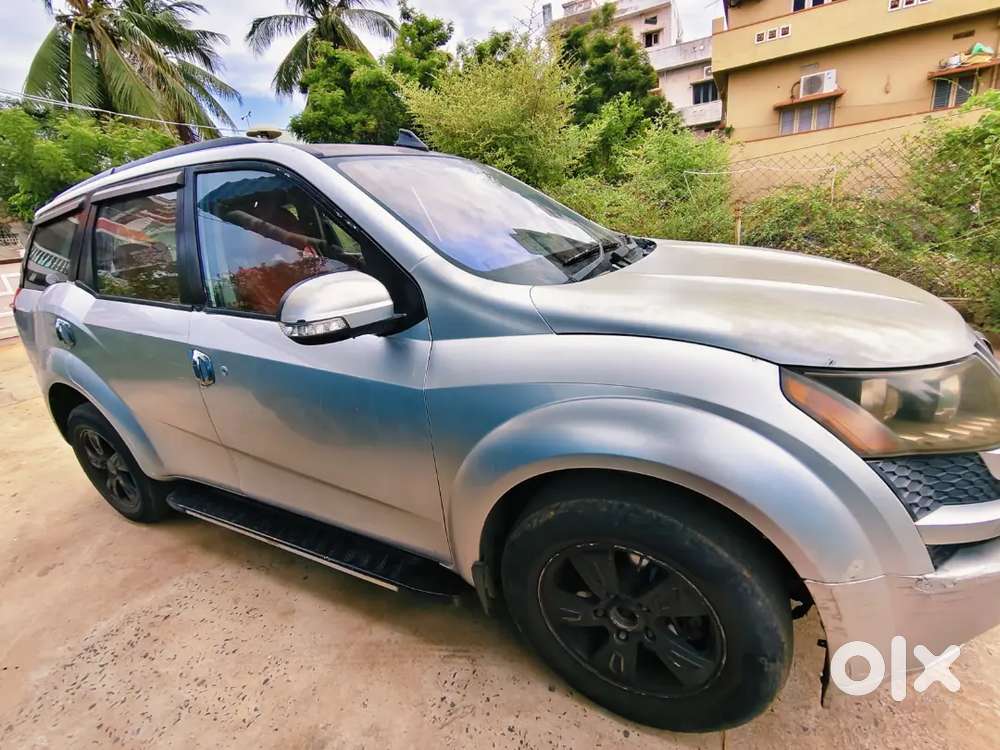 Xuv 500 Alloy Wheels Power Steering 16 Mileage Diesel