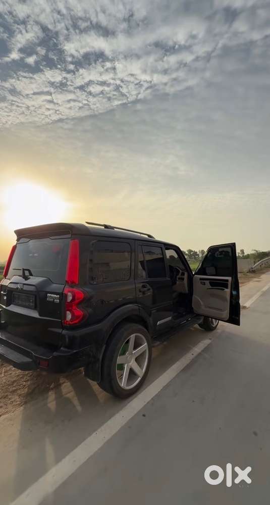 Mahindra Scorpio Classic 2025 Diesel